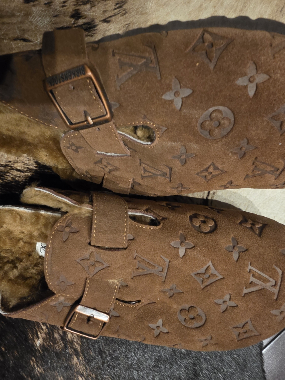 Louis Vuitton Brown Monogram Suede Fur-Lined Clogs - Picture 3 of 9